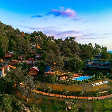Hotel Botanik Goel Evleri Bucak Exteriér fotografie