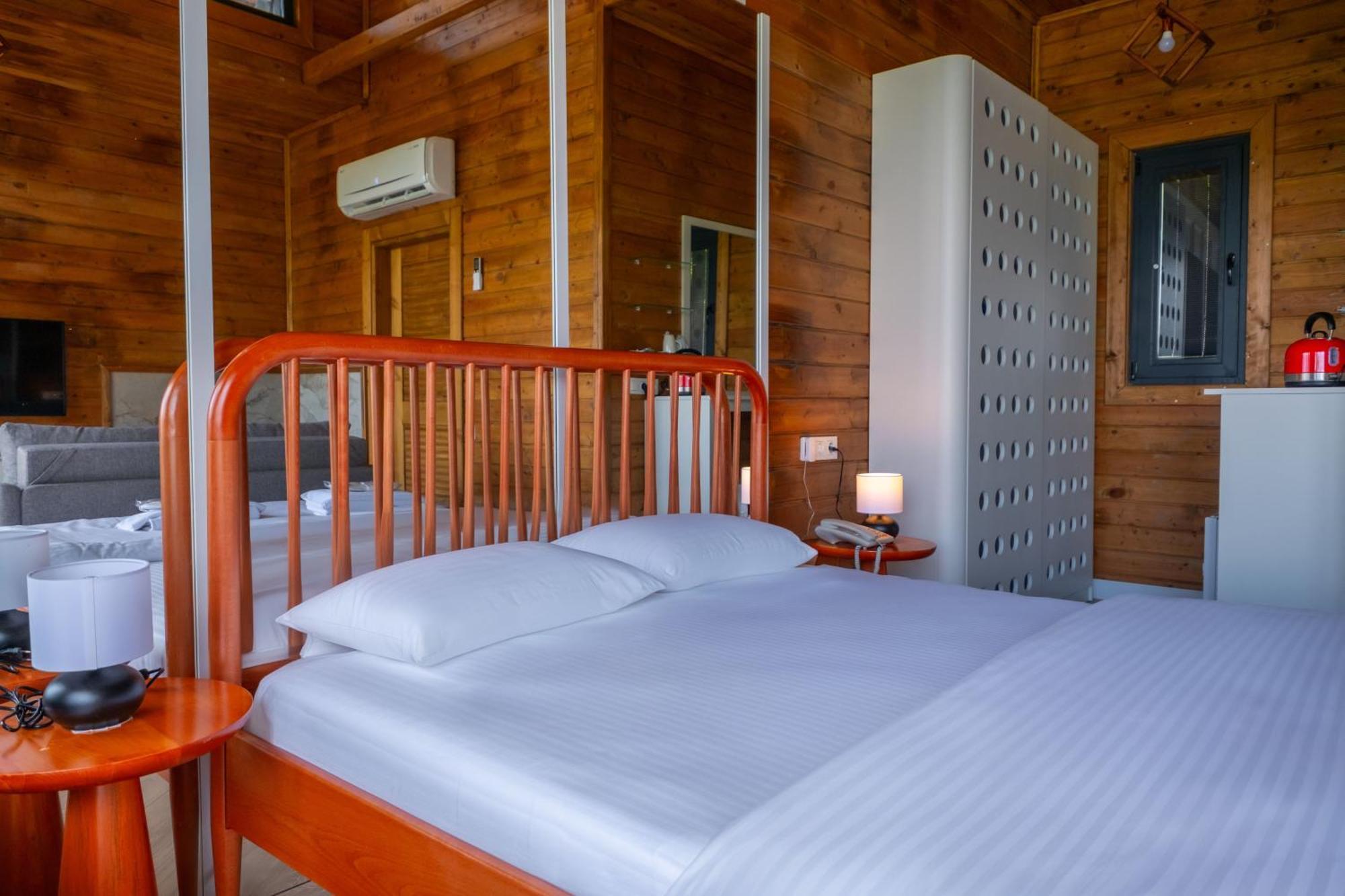 Hotel Botanik Goel Evleri Bucak Exteriér fotografie
